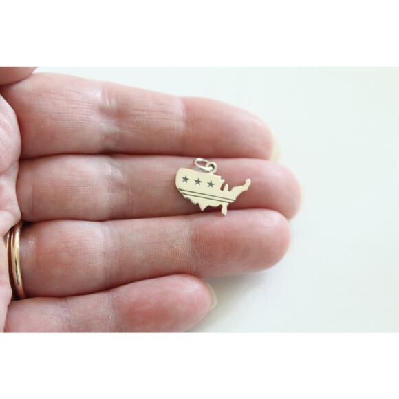 Sterling Silver United States Charm with Stars and Stripes - Picture 2 of 6